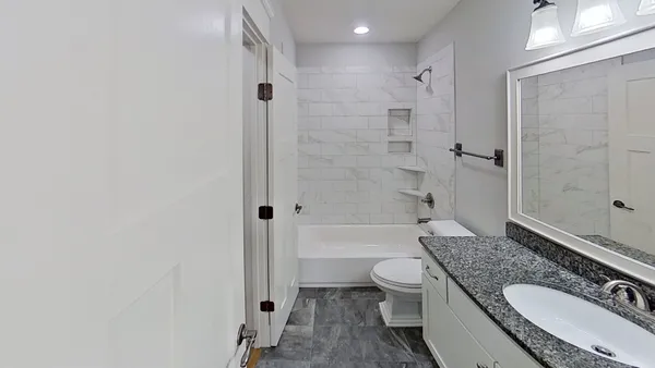 $2,050 | 1100 West Main Street, Unit C2, Franklin, TN 37064