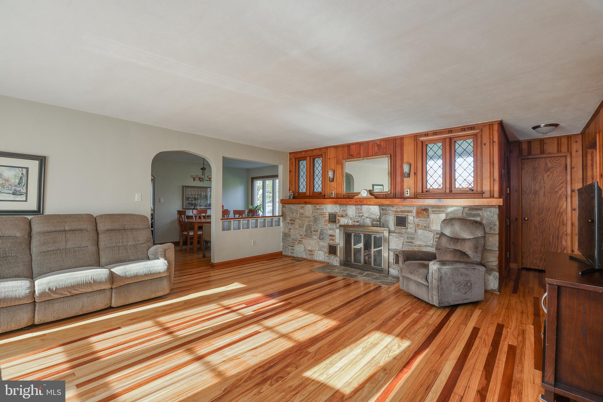 2177 Pennington Road Ewing, NJ 08638 - Photo 5 of 28