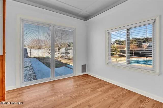 $329,900 | 423 Dion Drive, Hubert, NC 28539