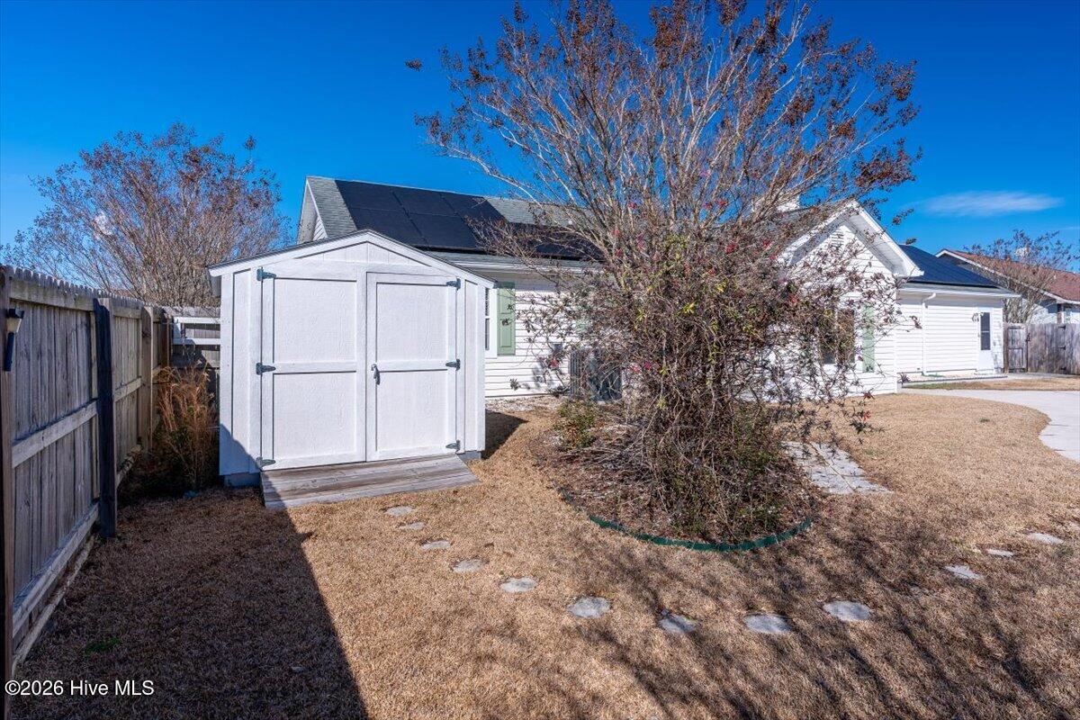 423 Dion Drive Hubert, NC 28539 - Photo 37 of 40 37-DSC08705-HDR