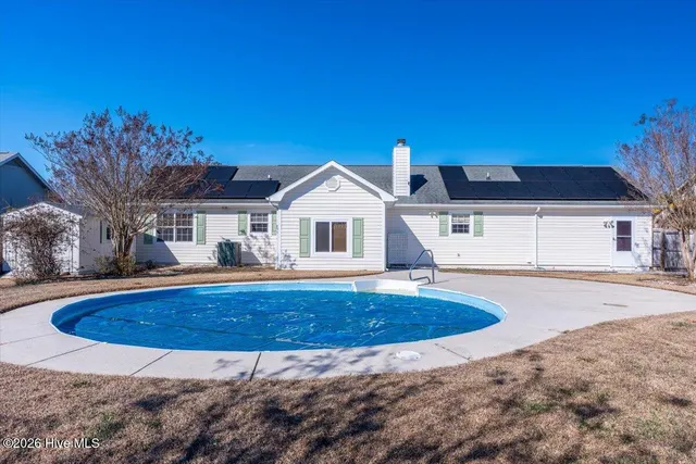 $329,900 | 423 Dion Drive, Hubert, NC 28539