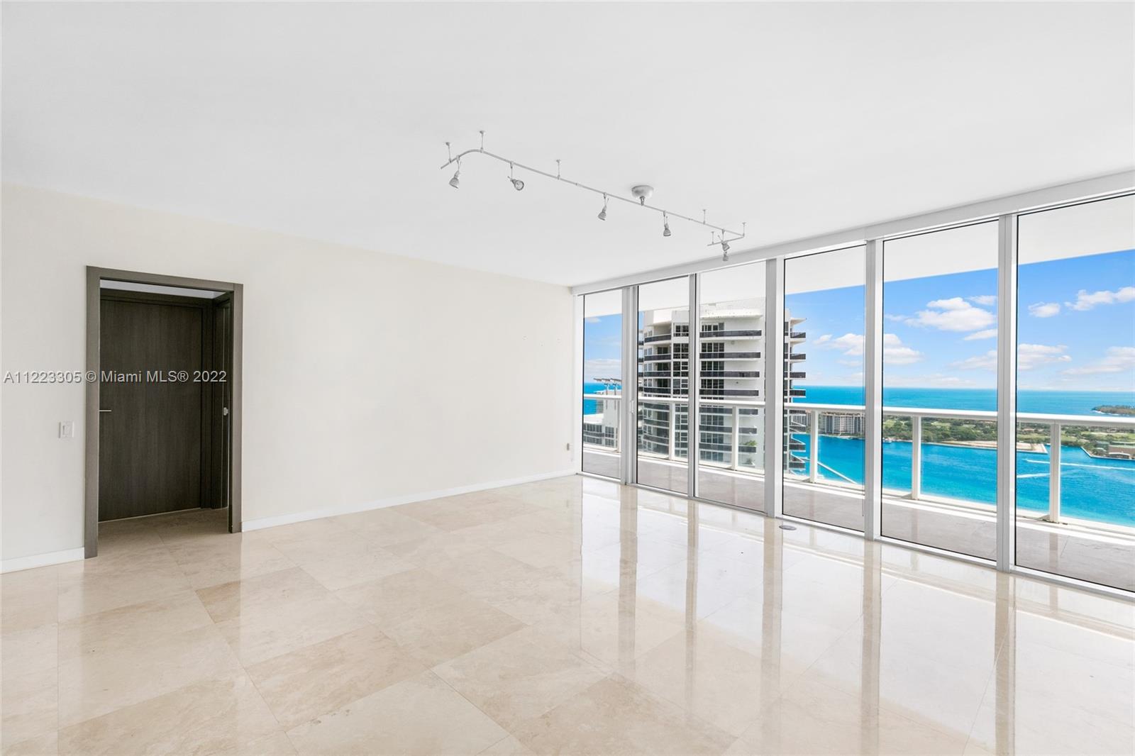 450 Alton Road, Unit 3503 Miami Beach, FL 33139 - Photo 25 of 40 Gallery Image 25
