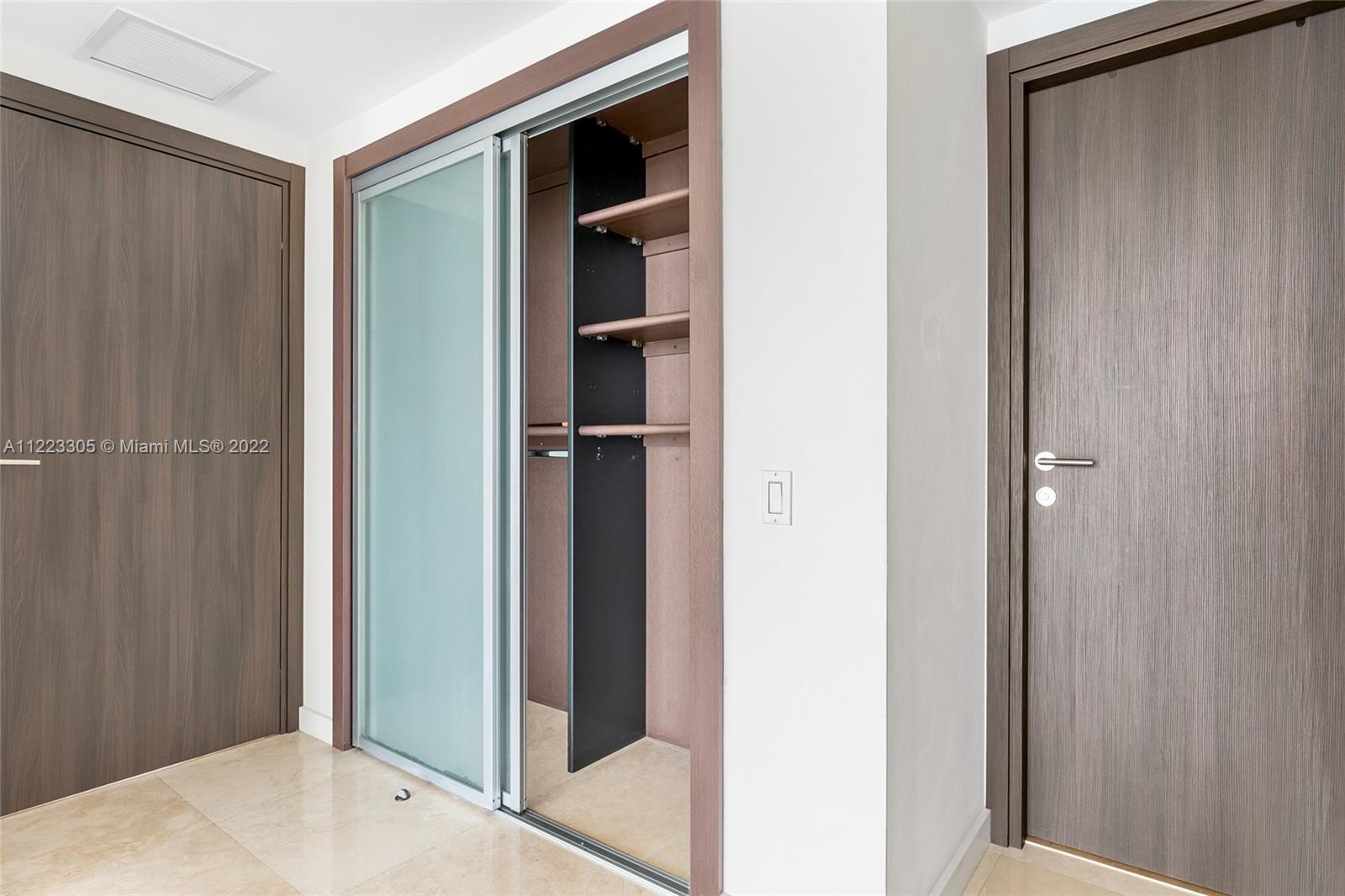 450 Alton Road, Unit 3503 Miami Beach, FL 33139 - Photo 29 of 40 Gallery Image 29