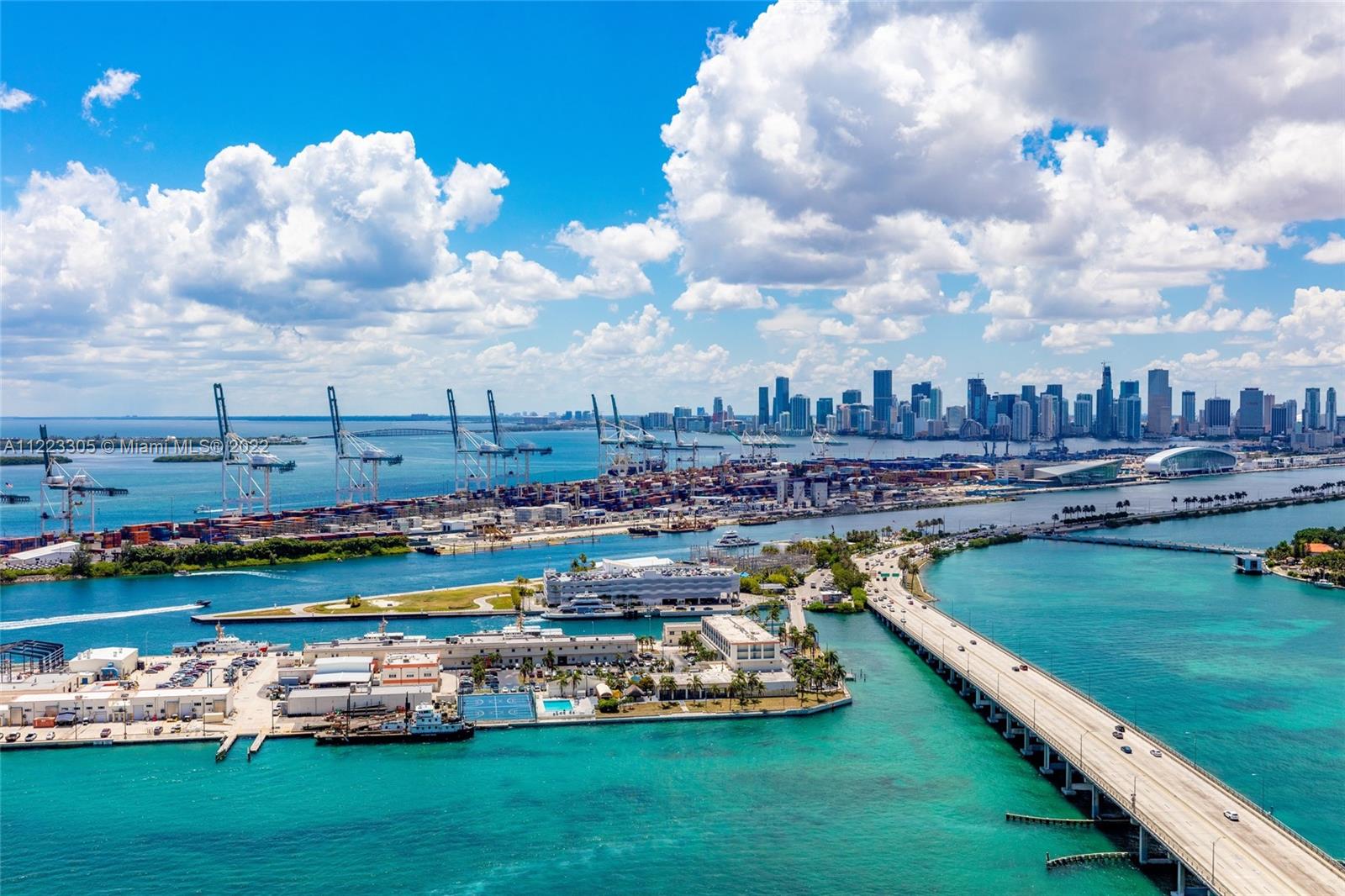 450 Alton Road, Unit 3503 Miami Beach, FL 33139 - Photo 33 of 40 Gallery Image 33