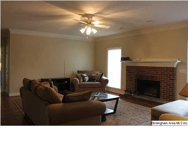 328 Chestnut Lane Alabaster, AL 35007 - Photo 6 of 24