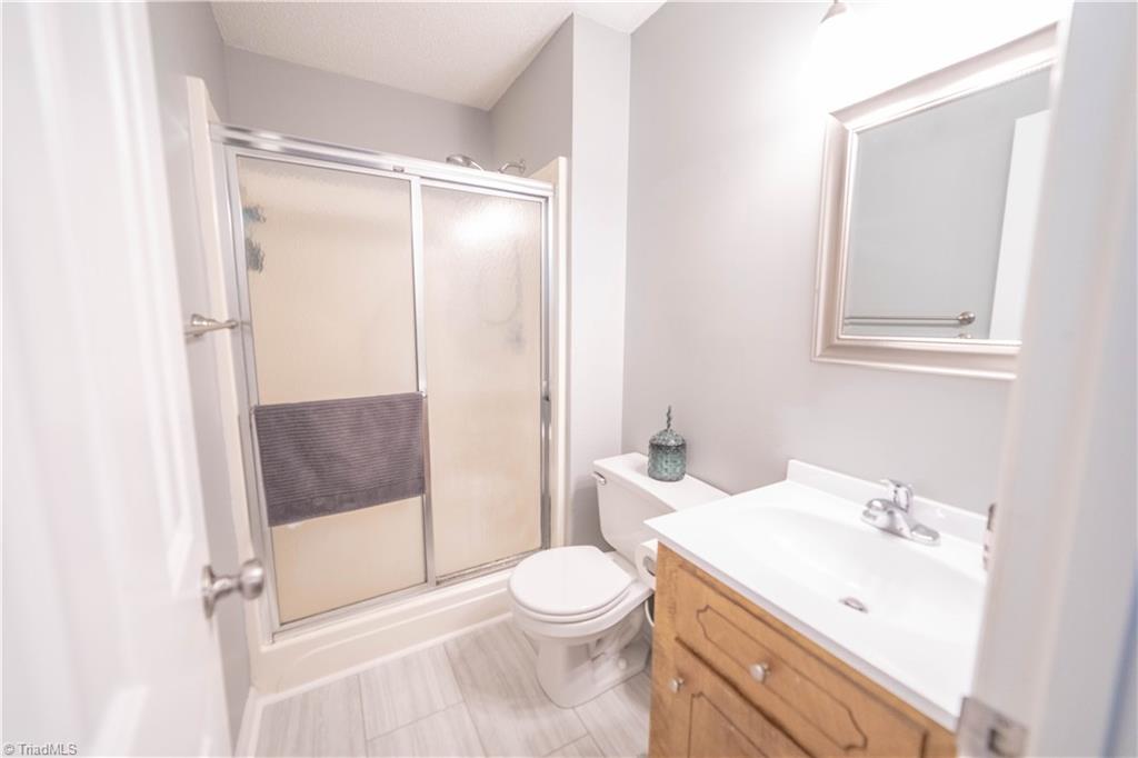 2939 Pine Ridge Road Asheboro, NC 27205 - Photo 11 of 24 Primary Bath