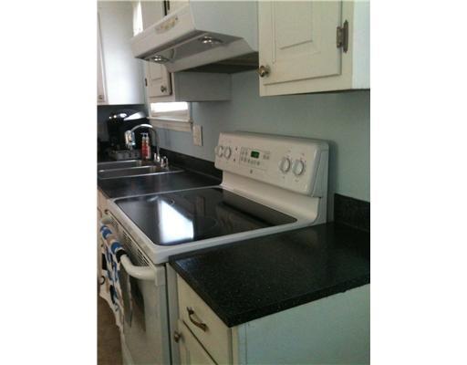 89 Carpenter Road Poland, ME 04274 - Photo 6 of 21 Kitchen.