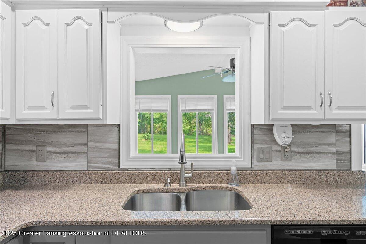 1055 Hull Road Mason, MI 48854 - Photo 36 of 56 35-Media Jett - 34