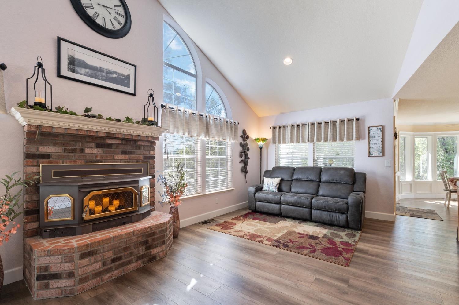 32670 Sunset Ridge Road East Coarsegold, CA 93614 - Photo 8 of 56 Gallery Image 8