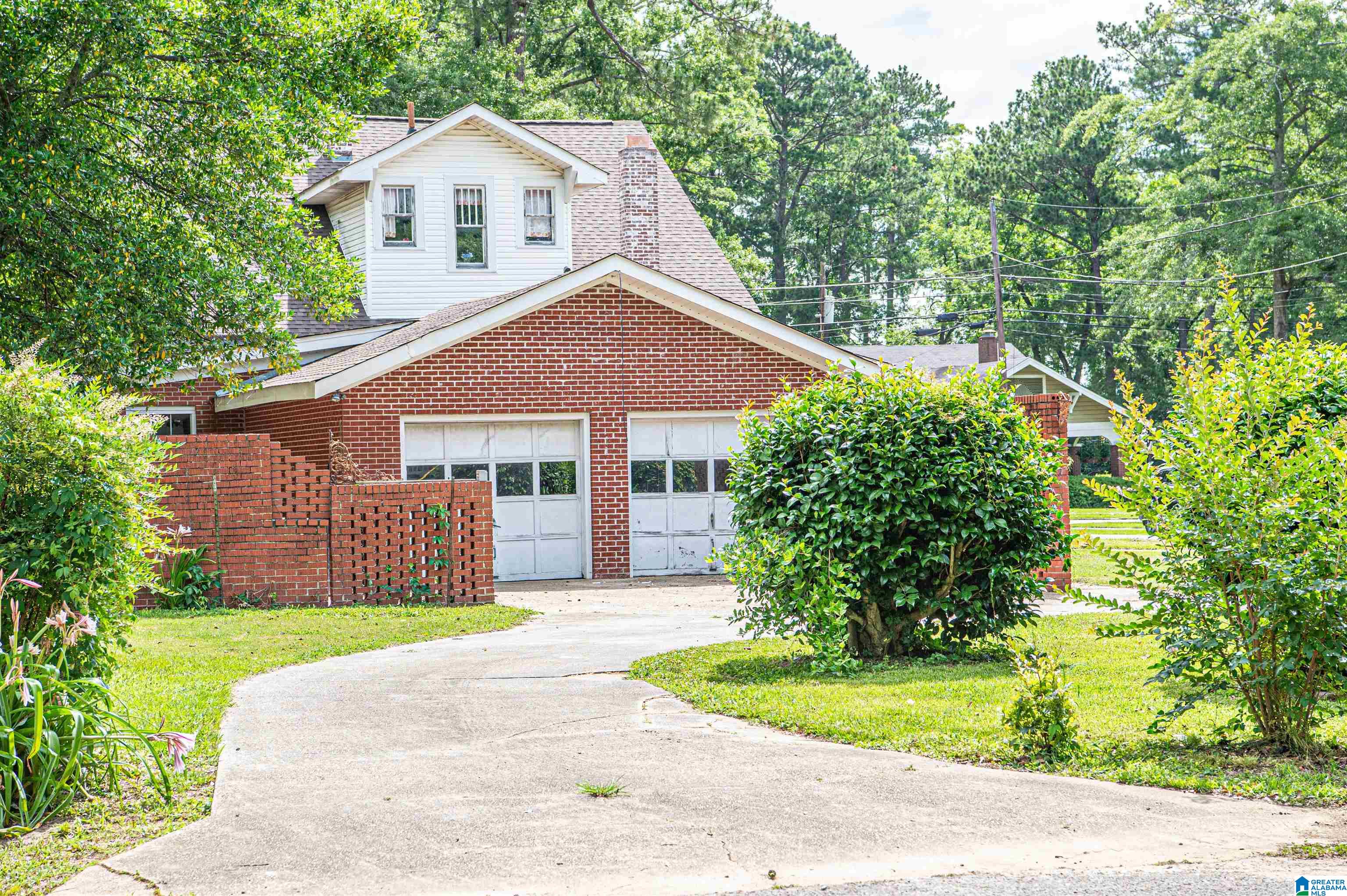 501 8th Street North Clanton, AL 35045 - Photo 6 of 48