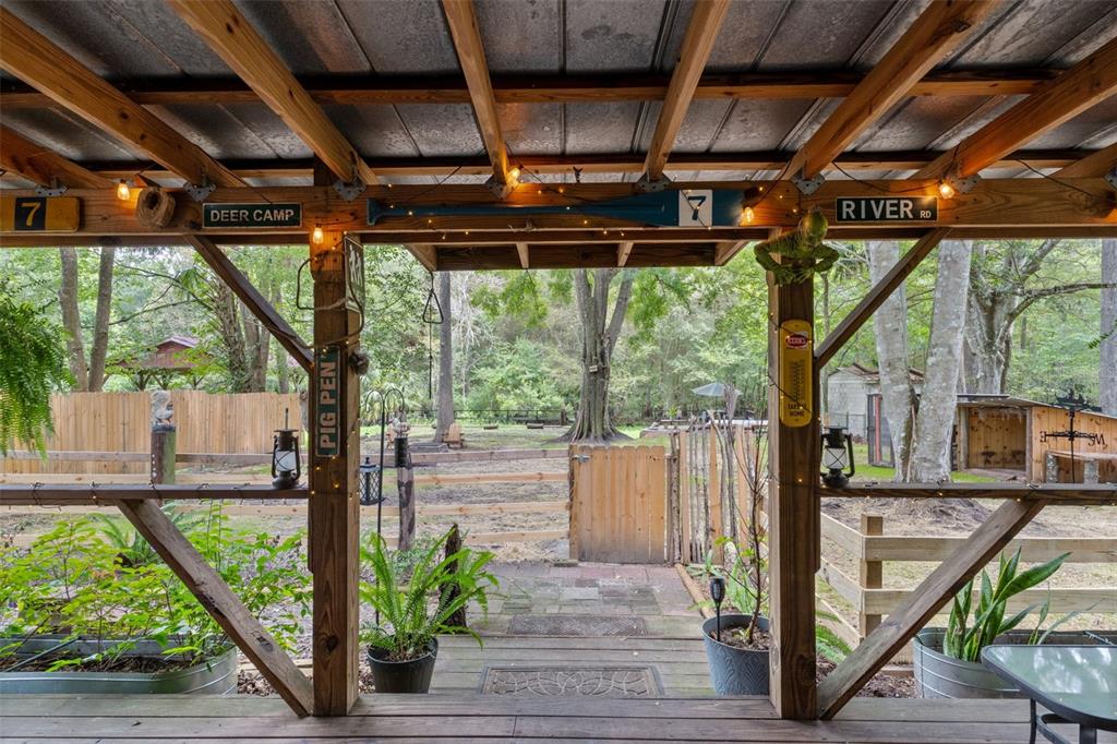 353 North Robin Hood Road Inverness, FL 34450 - Photo 35 of 59 a view of a porch with wooden floor