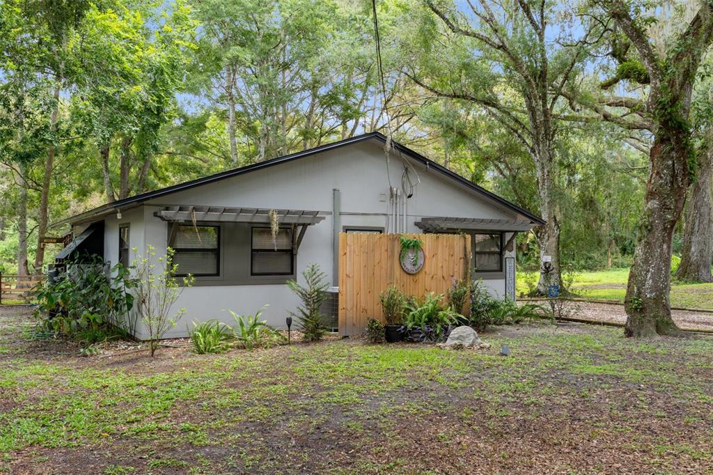 353 North Robin Hood Road Inverness, FL 34450 - Photo 6 of 59