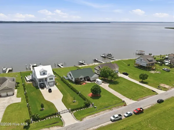 $610,000 | 110 East Dowry Creek, Belhaven, NC 27810