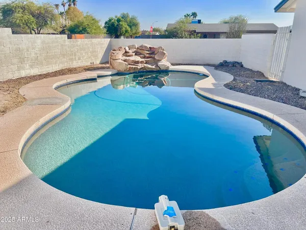 $2,200 | 1302 West Halstead Drive, Phoenix, AZ 85023