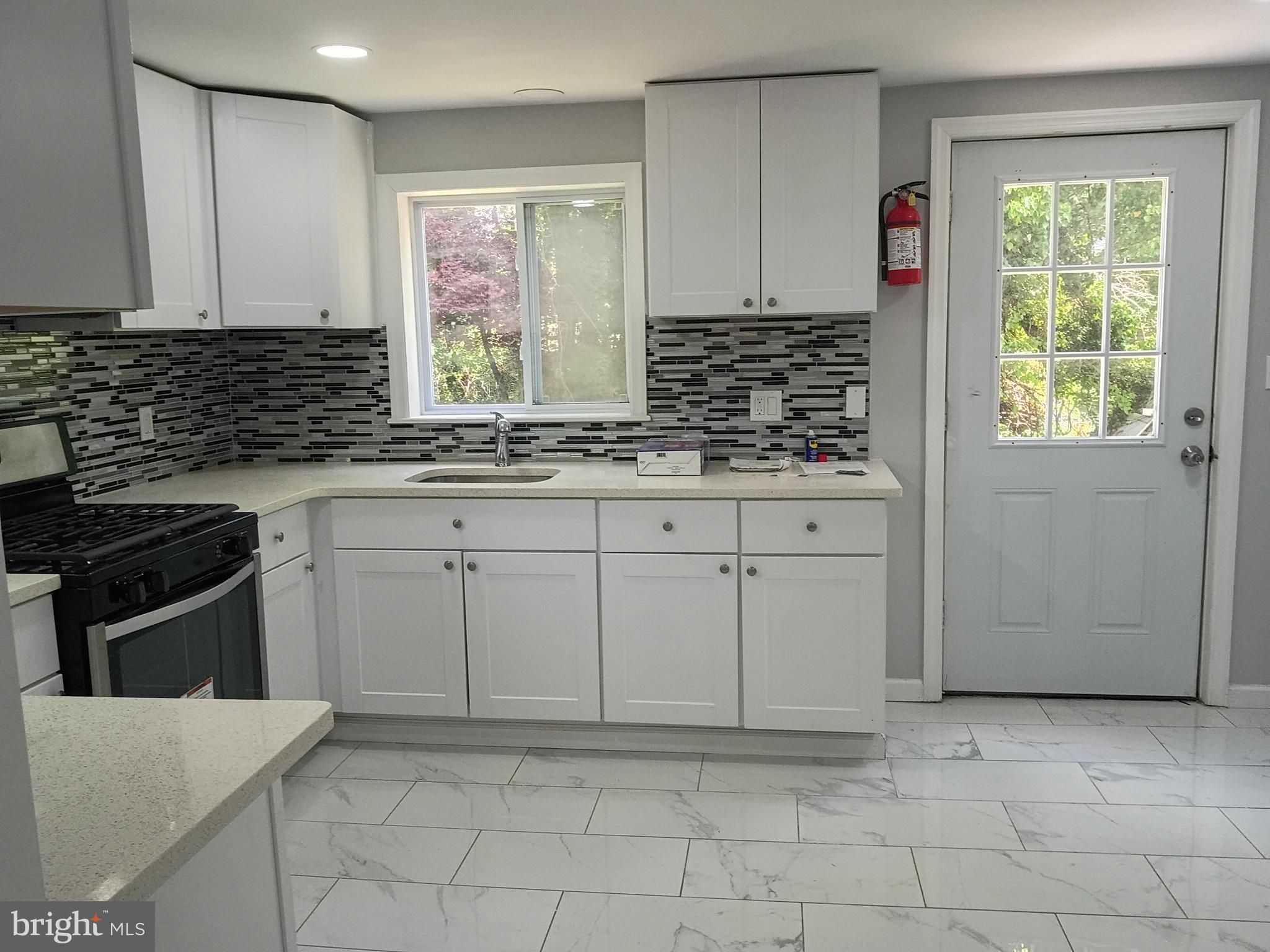 69 Carpenter Street Salem, NJ 08079 - Photo 7 of 14