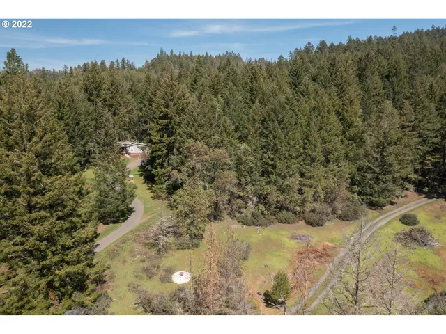 a view of a mountain in the distance