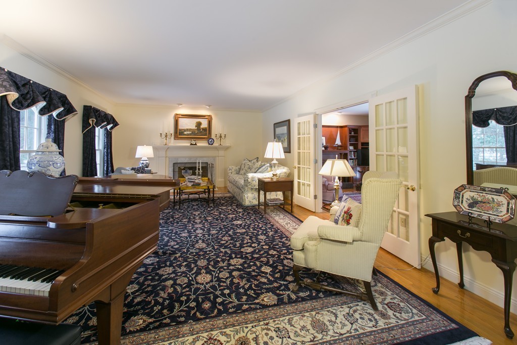 299 Simon Willard Road Concord, MA 01742 - Photo 6 of 29