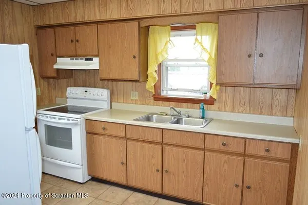 $950 | 211 South Main Street, Unit B, Pittston, PA 18640