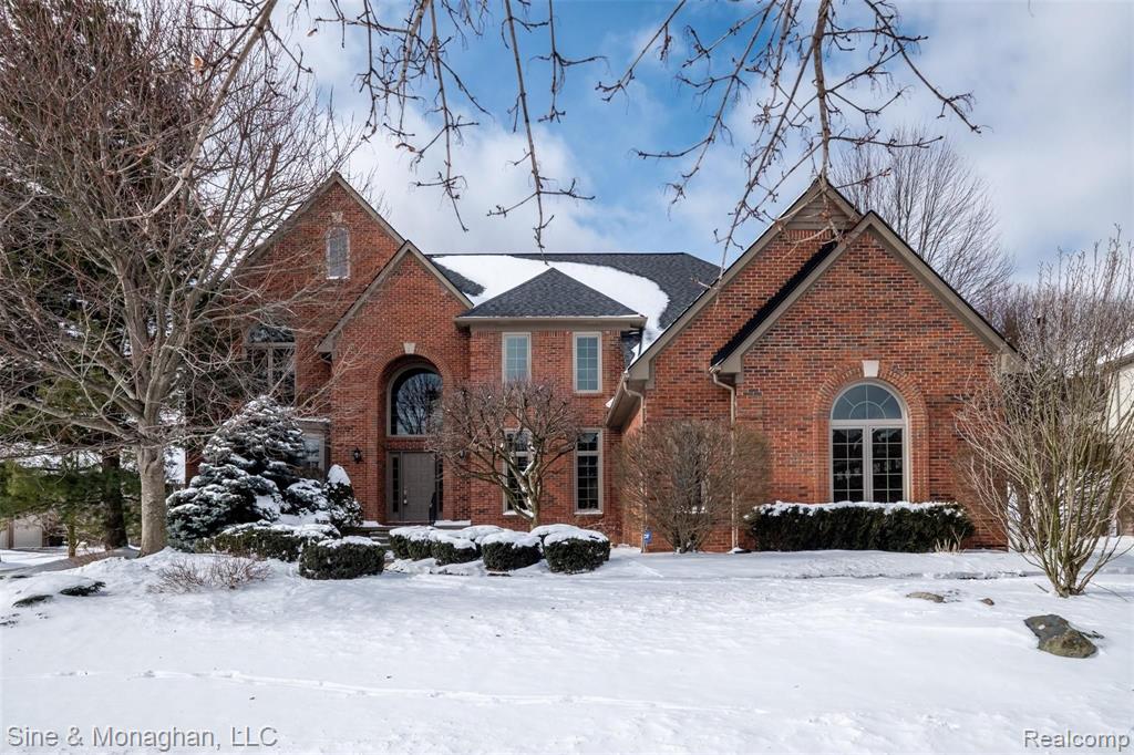 1388 Pebble Ridge Drive Rochester, MI 48307 - Photo 1 of 38 Gallery Image 1