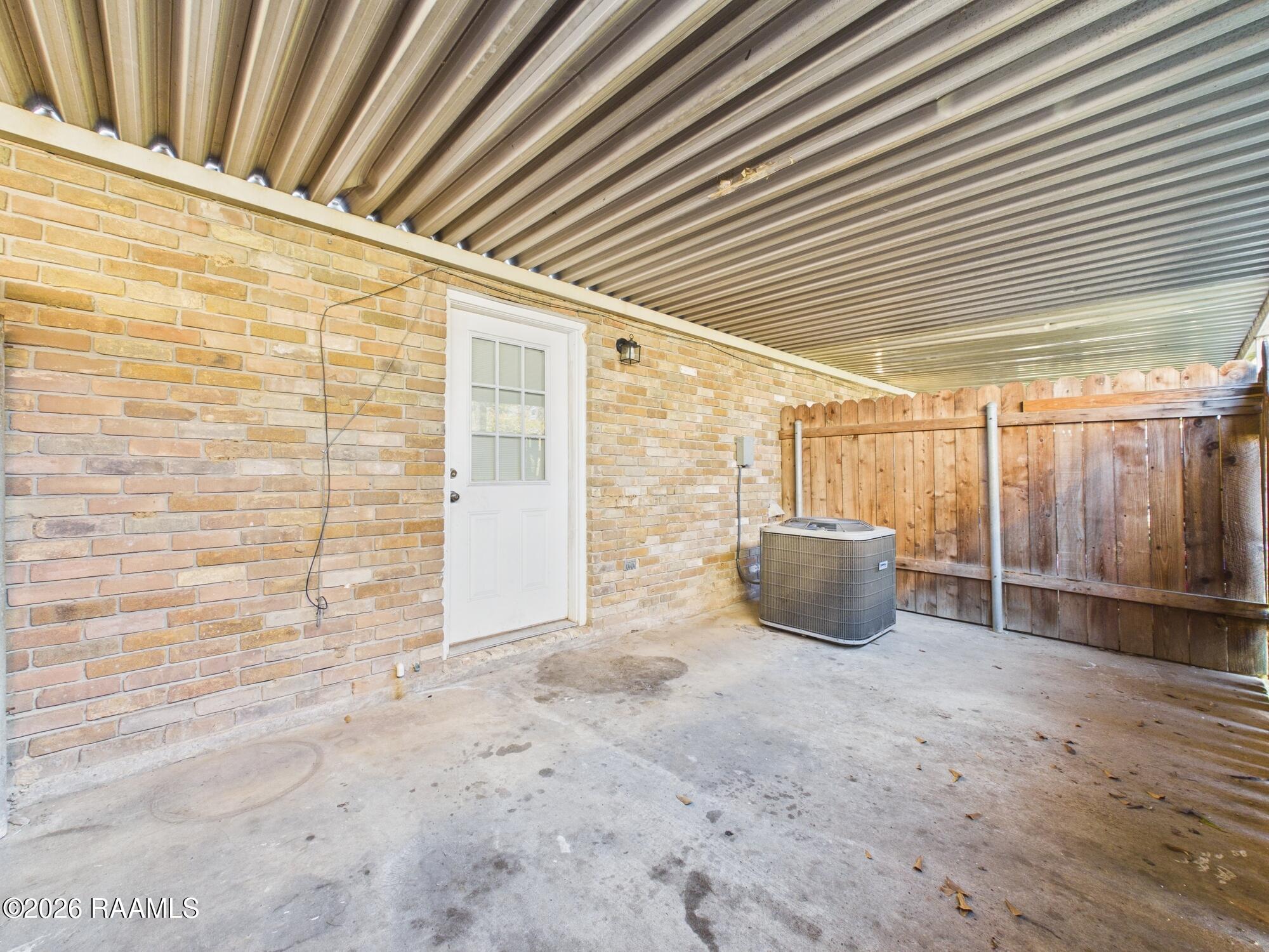 112 Country Lane, Unit 2 Lafayette, LA 70508 - Photo 18 of 21 CAM06261G6-PR0012-STILL006