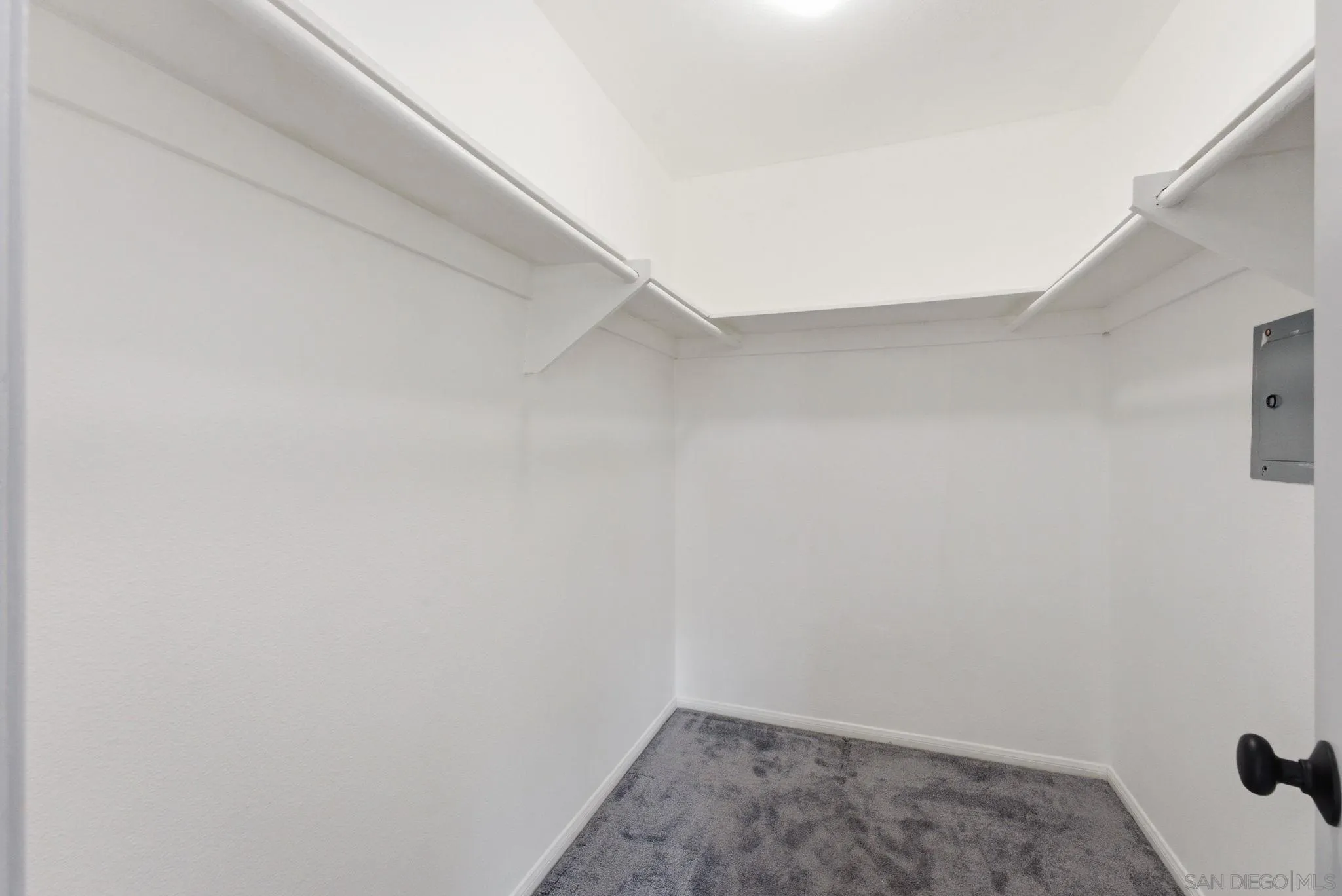 405 Requeza Street, Unit H12 Encinitas, CA 92024 - Photo 11 of 22