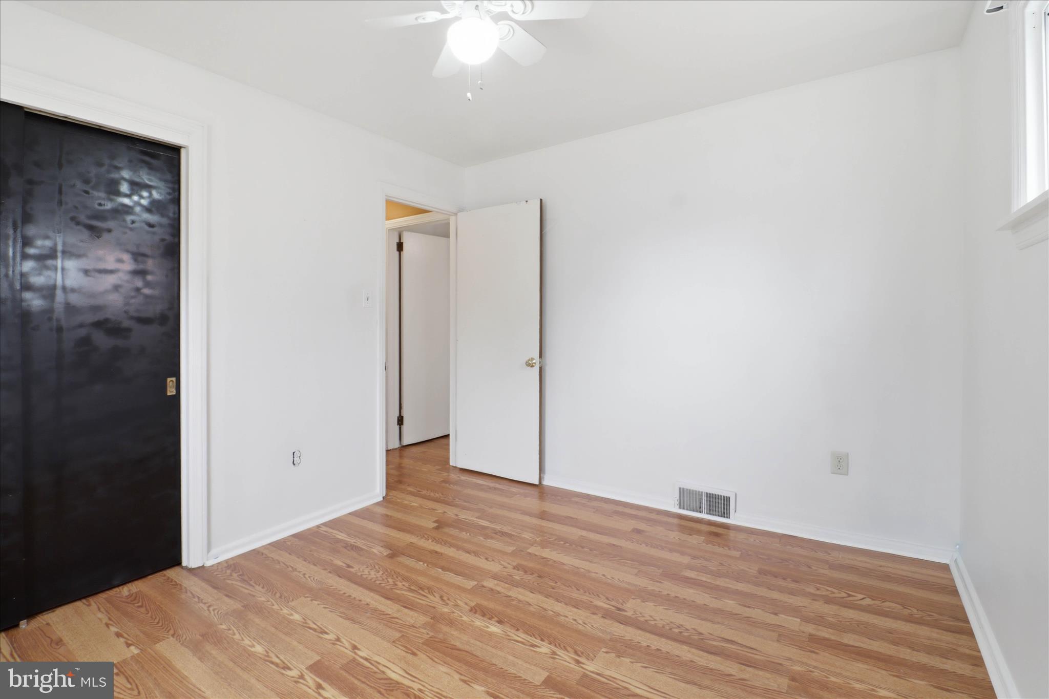 931 Rolridge Avenue Lancaster, PA 17603 - Photo 27 of 52 a view of empty room with wooden floor