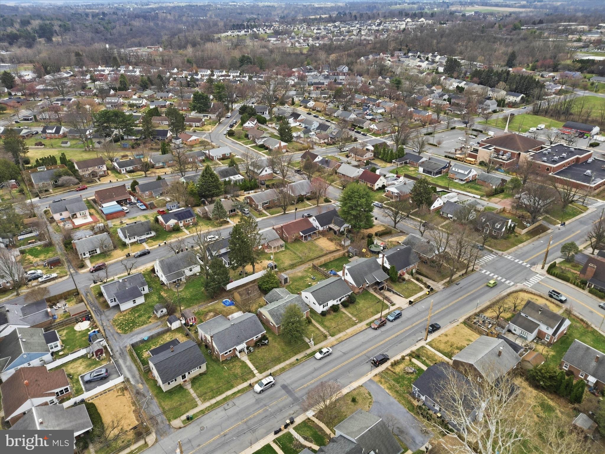 931 Rolridge Avenue Lancaster, PA 17603 - Photo 49 of 52 an aerial view of residential houses with city view