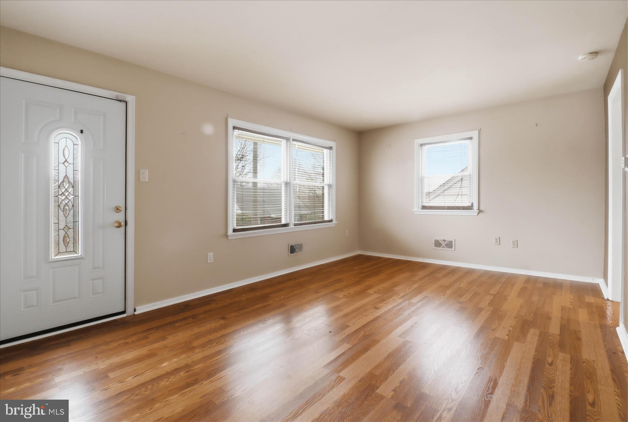 931 Rolridge Avenue Lancaster, PA 17603 - Photo 7 of 52 a view of empty room with wooden floor and fan