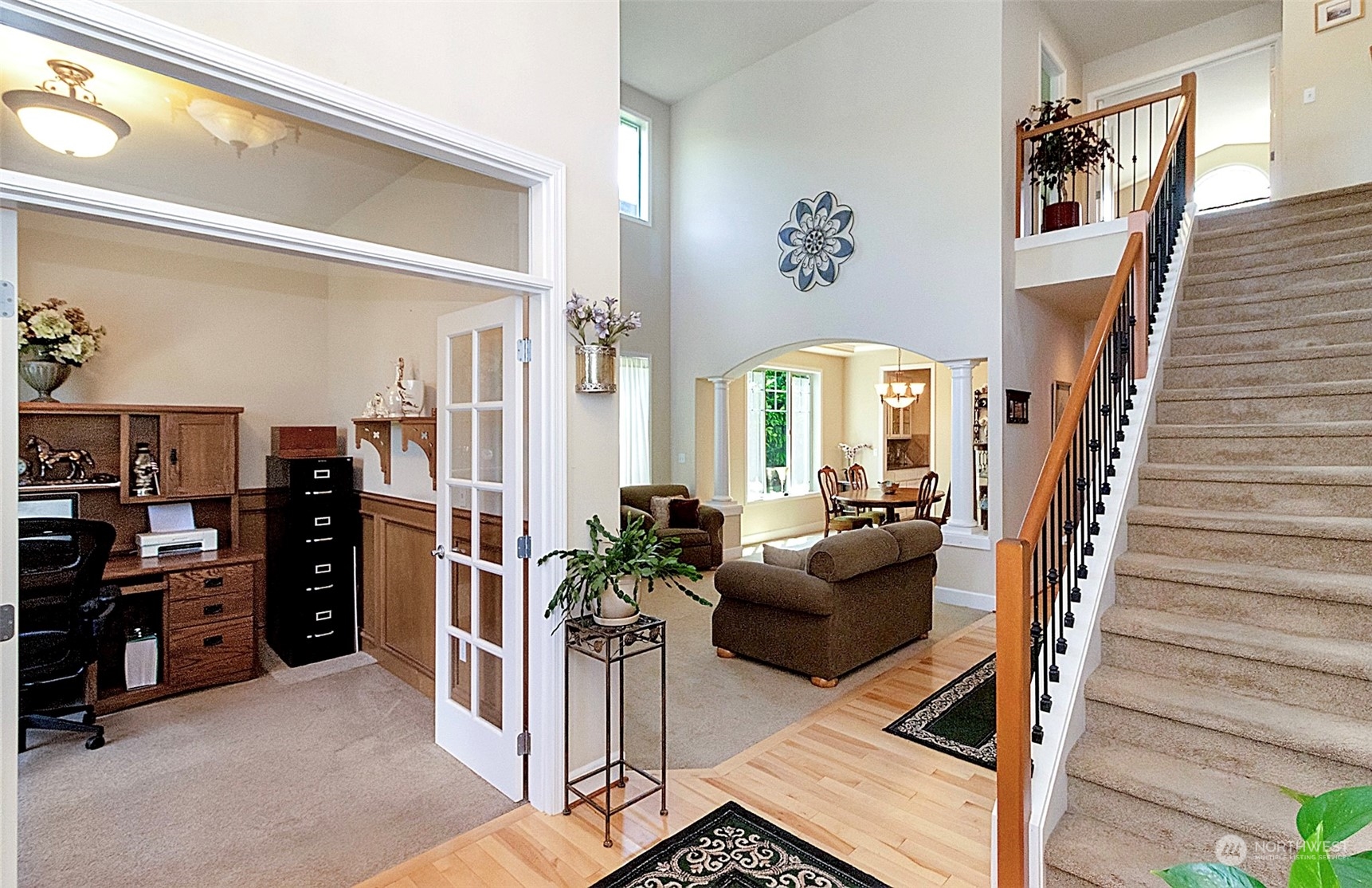 18930 35th Drive Southeast Bothell, WA 98012 - Photo 3 of 28 Gallery Image 3
