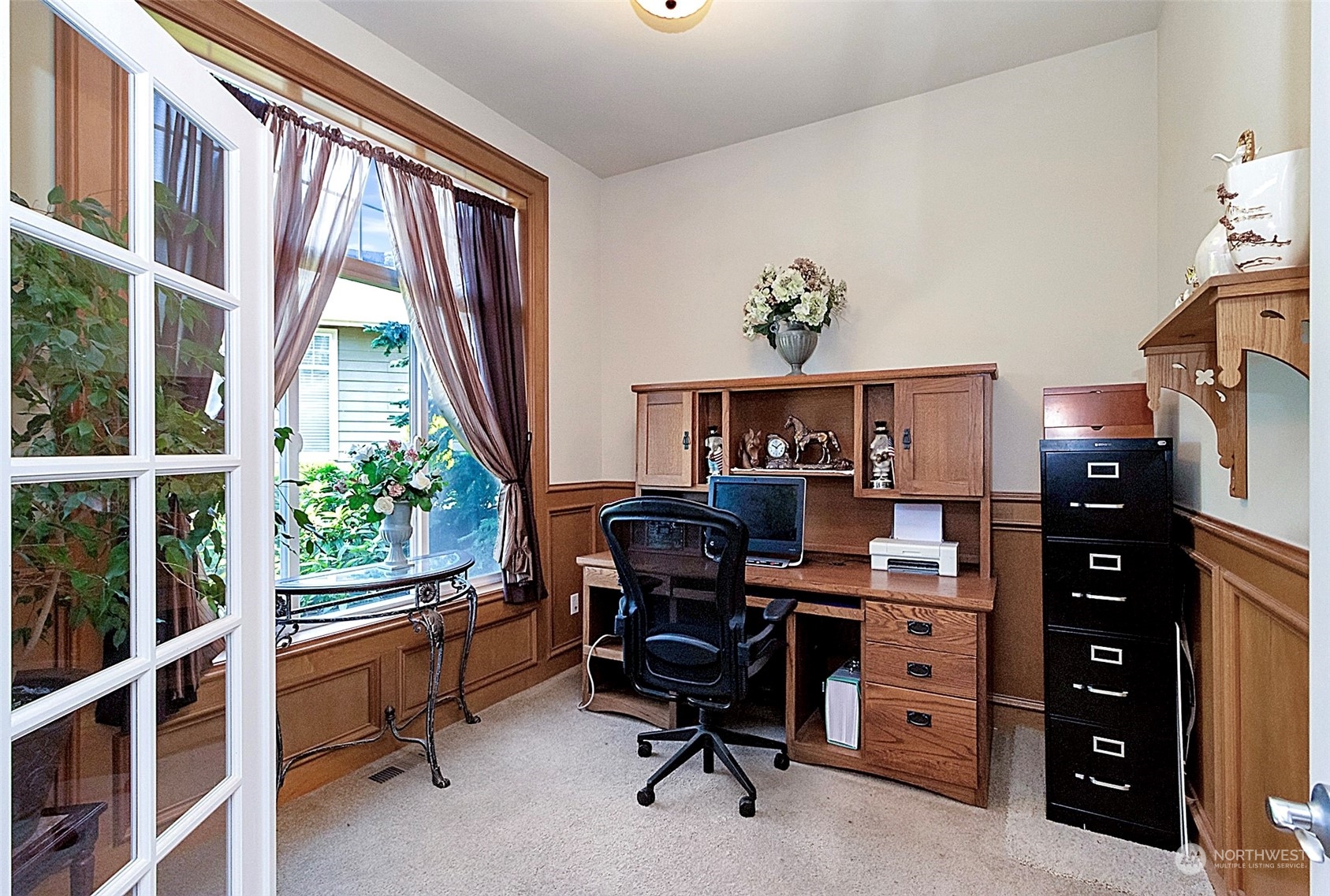 18930 35th Drive Southeast Bothell, WA 98012 - Photo 4 of 28 Gallery Image 4