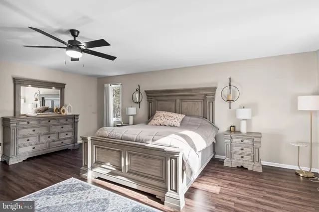 $689,900 | 26 Glen Lake Drive, Medford, NJ 08055