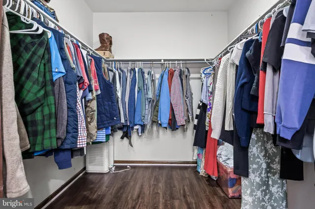 $689,900 | 26 Glen Lake Drive, Medford, NJ 08055