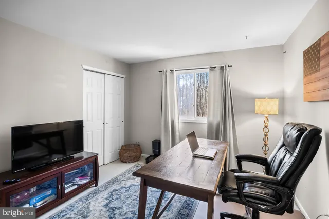 $689,900 | 26 Glen Lake Drive, Medford, NJ 08055