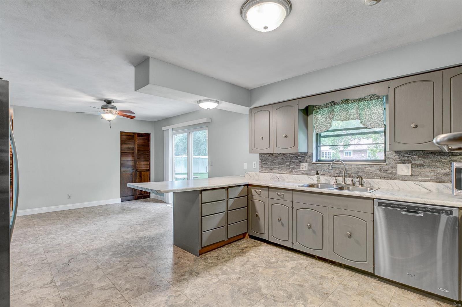 907 Indian Springs Road O'Fallon, IL 62269 - Photo 14 of 50 Gallery Image 14