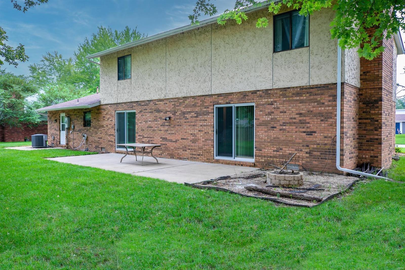 907 Indian Springs Road O'Fallon, IL 62269 - Photo 40 of 50 Gallery Image 40