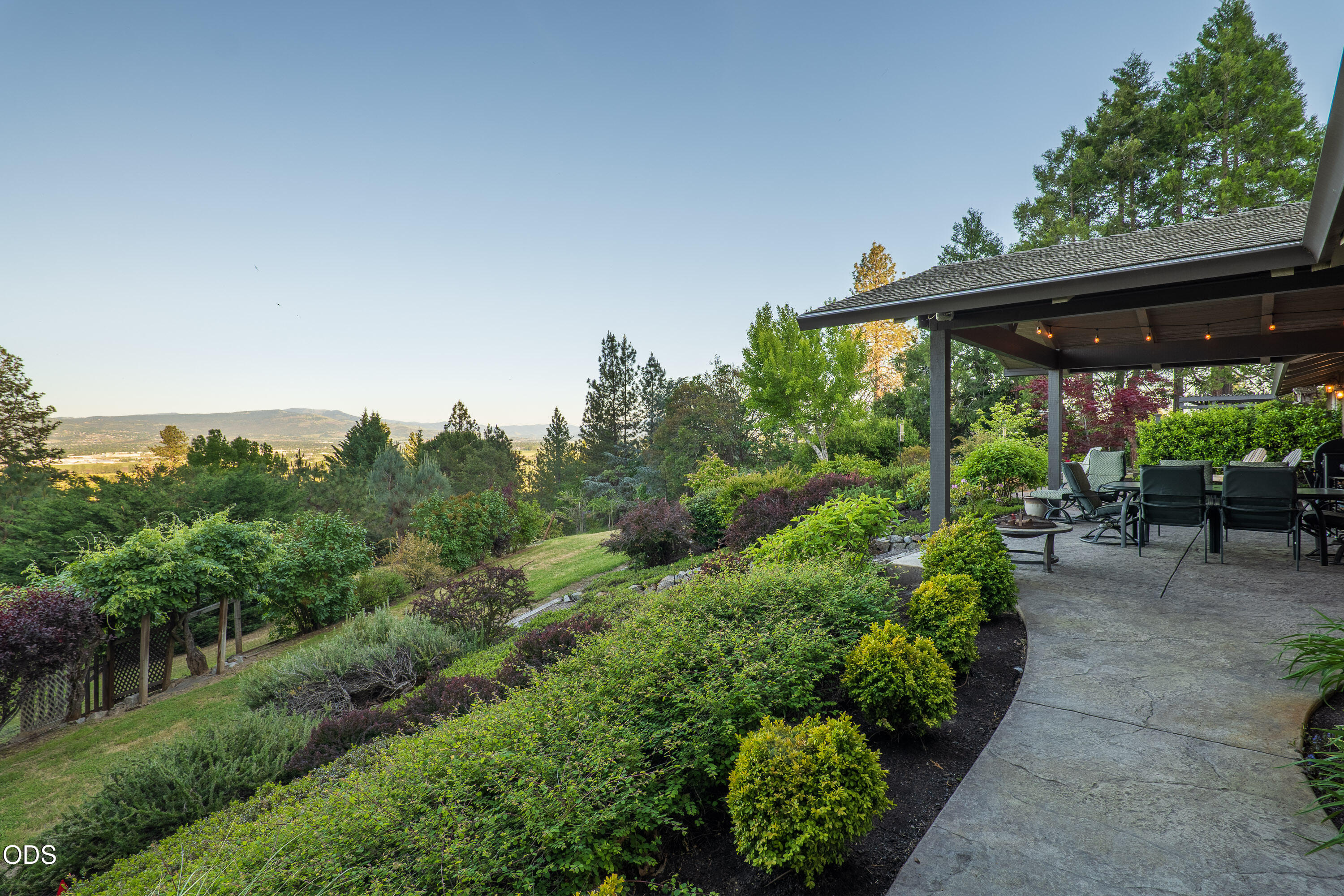 2564 Old Military Road Central Point, OR 97502 - Photo 54 of 58