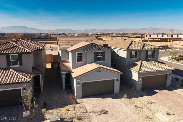 $2,375 | 9541 Marsh Aster Street, Las Vegas, NV 89139