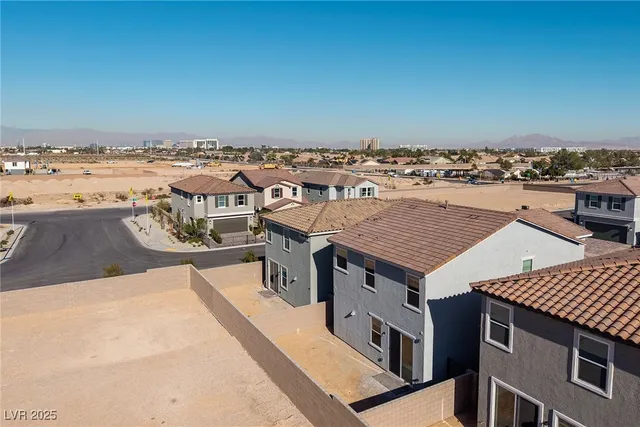 $2,375 | 9541 Marsh Aster Street, Las Vegas, NV 89139