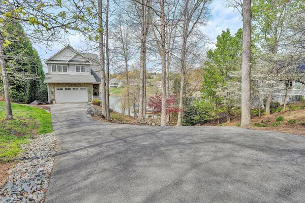 $1,395,000 | 171 Marvin Gardens Drive, Moneta, VA 24121