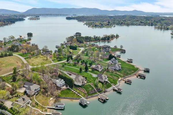 $1,395,000 | 171 Marvin Gardens Drive, Moneta, VA 24121