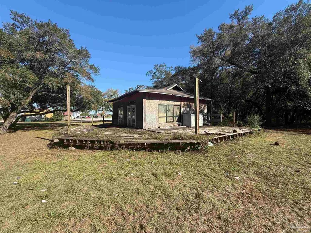 $105,000 | 807 Tyrone Street, Pensacola, FL 32507