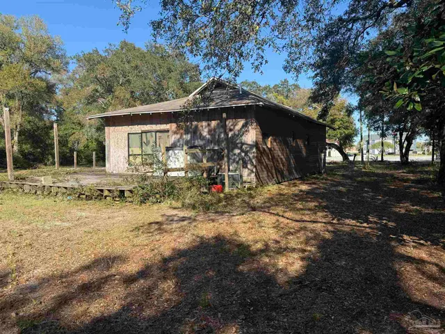$105,000 | 807 Tyrone Street, Pensacola, FL 32507