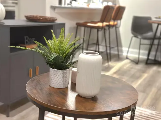 $1,800 | 2000 Patio Court, Unit 124, Charlotte, NC 28205