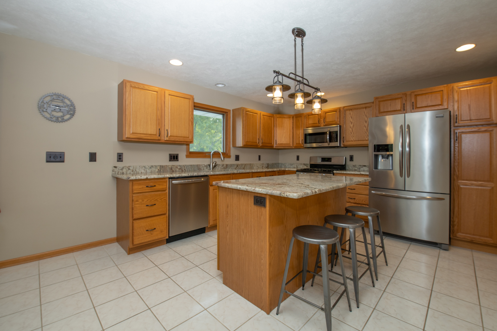 564 Baintree Road Lake Summerset, IL 61019 - Photo 11 of 27