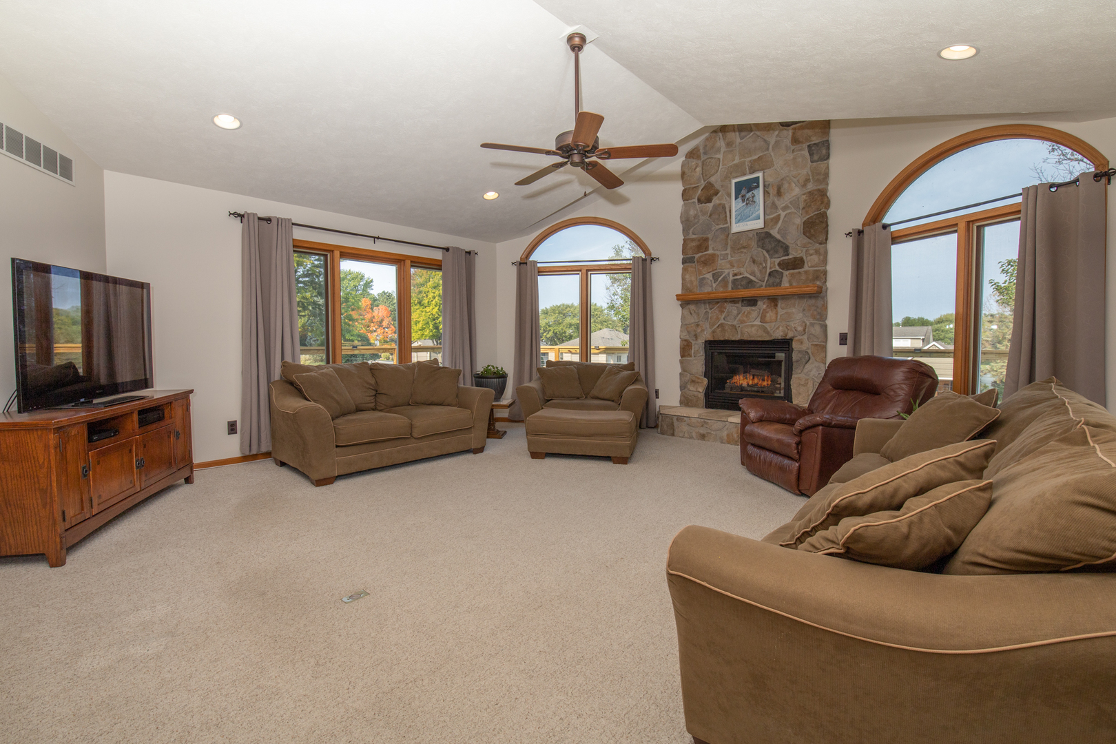 564 Baintree Road Lake Summerset, IL 61019 - Photo 9 of 27