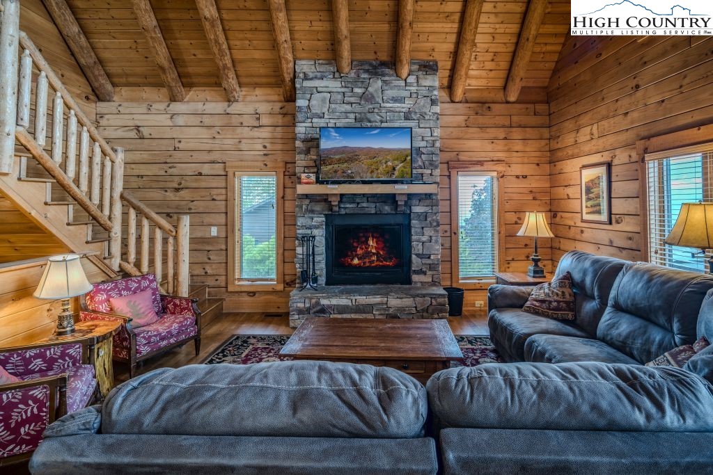 937 Alpine Drive Seven Devils, NC 28604 - Photo 5 of 35