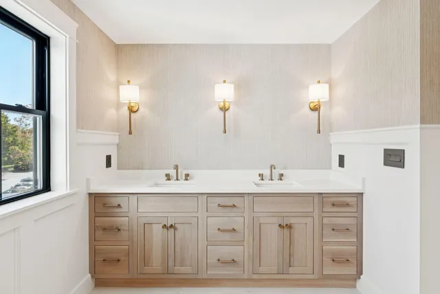 $3,197,000 | 7 Christensen Lane, Kennebunk, ME 04043