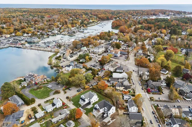 $3,197,000 | 7 Christensen Lane, Kennebunk, ME 04043