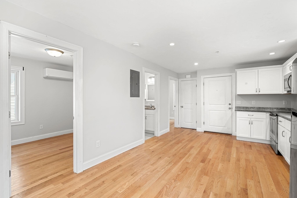 415 Danforth Street Taunton, MA 02780 - Photo 9 of 42
