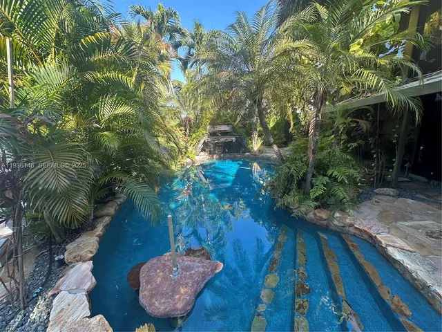 $7,900,000 | 3117 Northeast 31st Avenue, Lighthouse Point, FL 33064